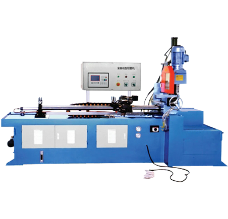 Pipe cutting machine